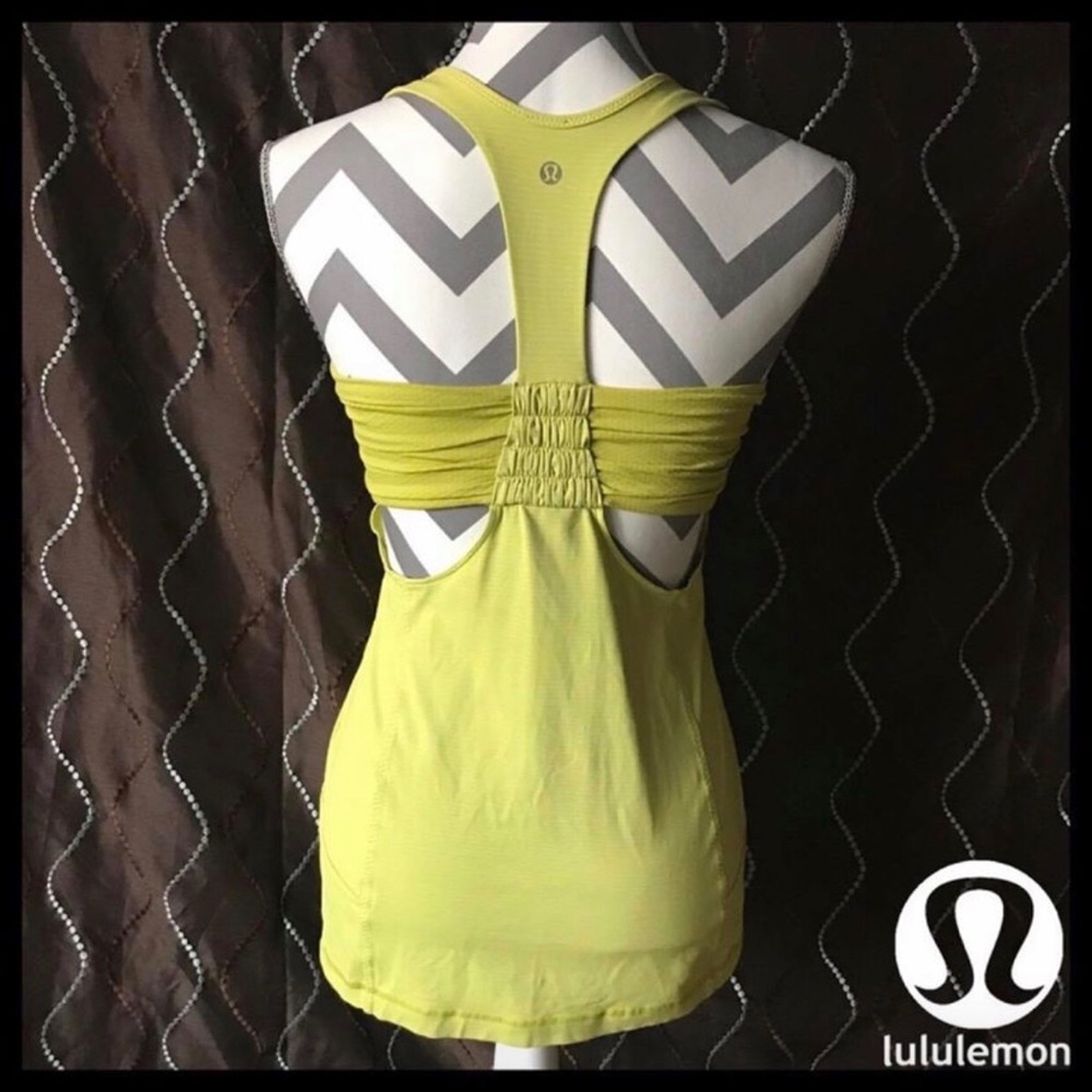🚫SOLD LOCALLY 🚫Lululemon Top